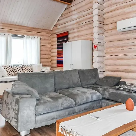 Semesterbostad Isopyhaenmaa By Interhome
