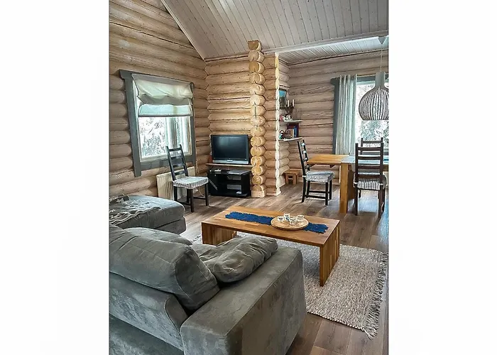 펜션 Isopyhaenmaa By Interhome *